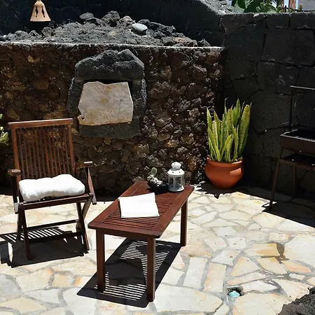 Olga Villa Playa Blanca