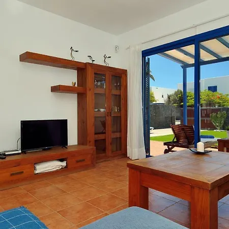 Olga Playa Blanca