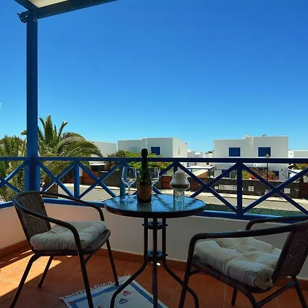 Olga Villa Playa Blanca